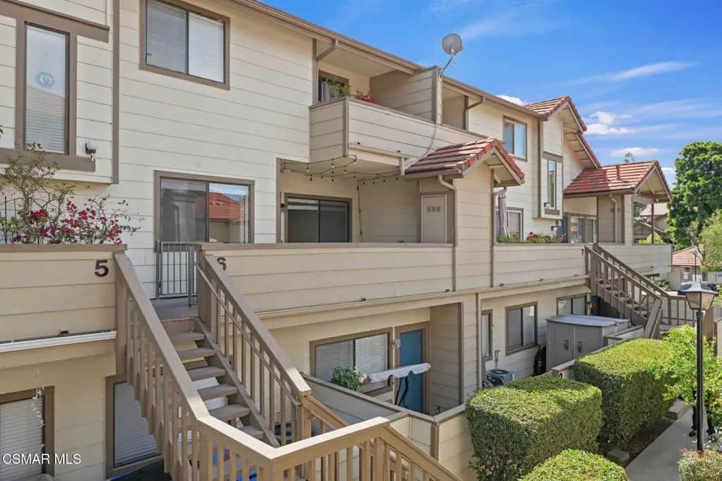 98 Maegan Place 6, Thousand Oaks, CA — listing photo 1