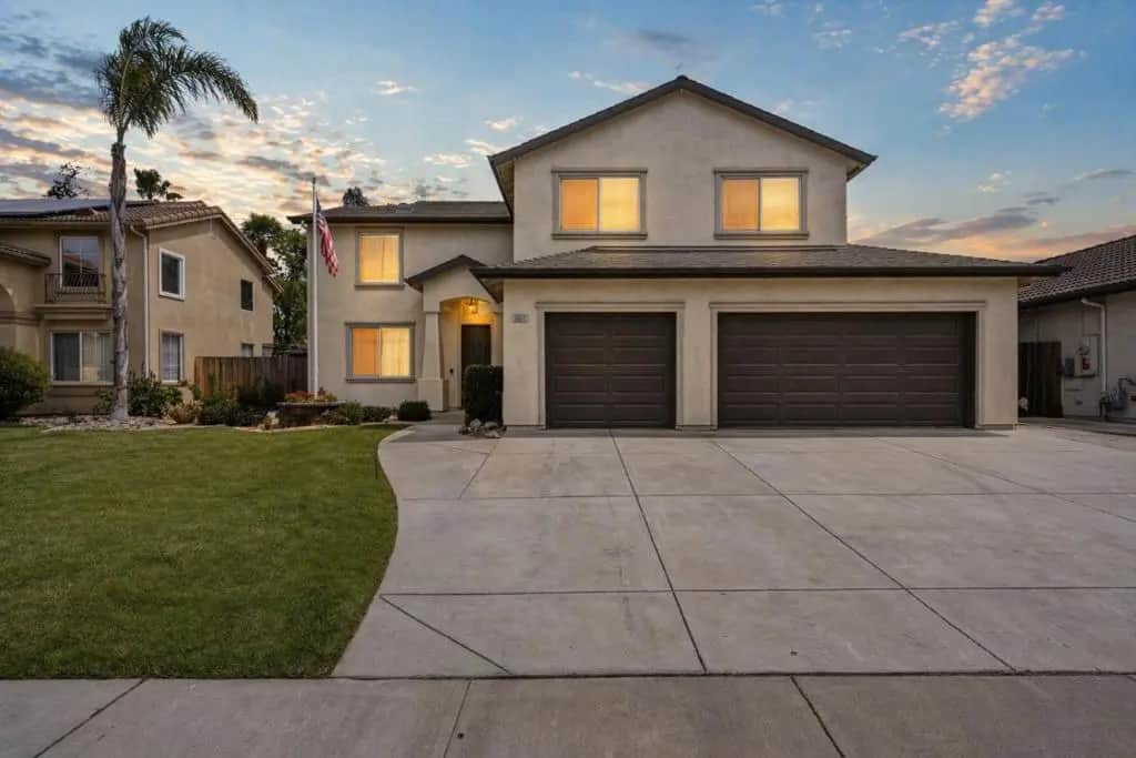 2031 Serene Drive, Hollister, CA — listing photo 1