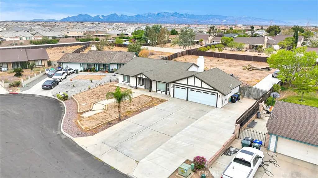 11334 Courtside, Victorville, CA — listing photo 1