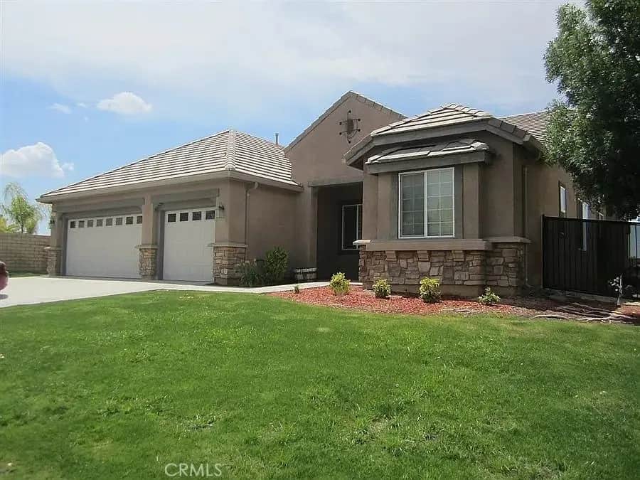 5008 Via Palermo Drive, Bakersfield, CA — listing photo 1