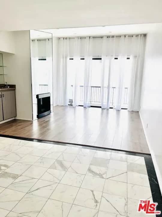 906 N Doheny Drive 512, West Hollywood, CA — listing photo 1