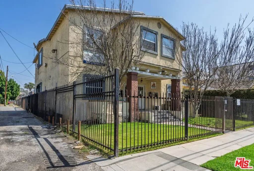 3416 Walton Avenue, Los Angeles, CA — listing photo 1
