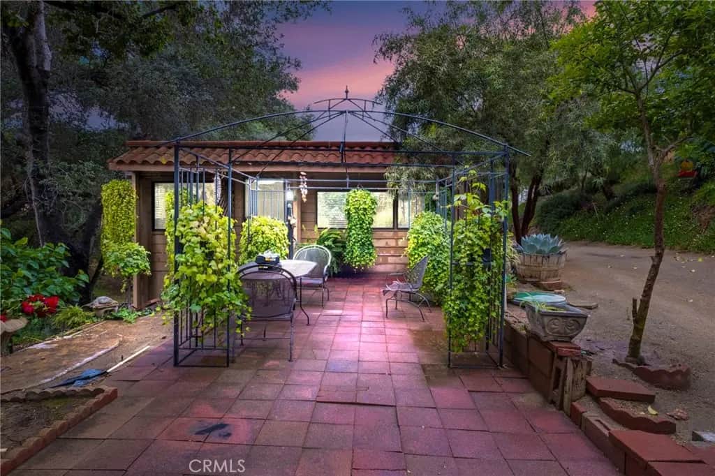 42185 Oak Canyon, Hemet, CA — listing photo 1