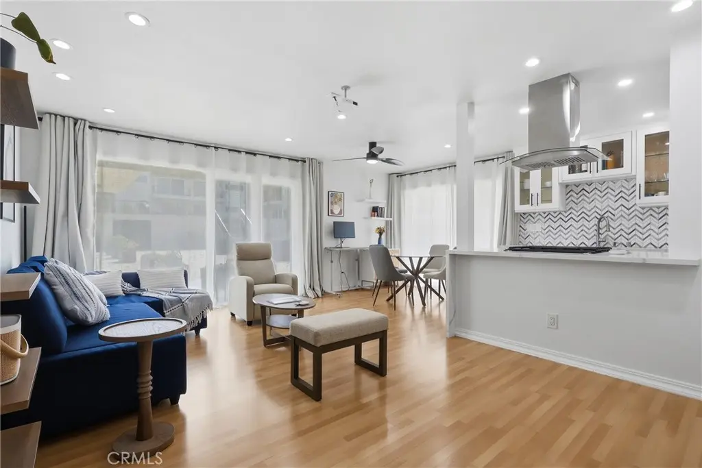 1600 Ardmore Avenue 134, Hermosa Beach, CA — listing photo 1