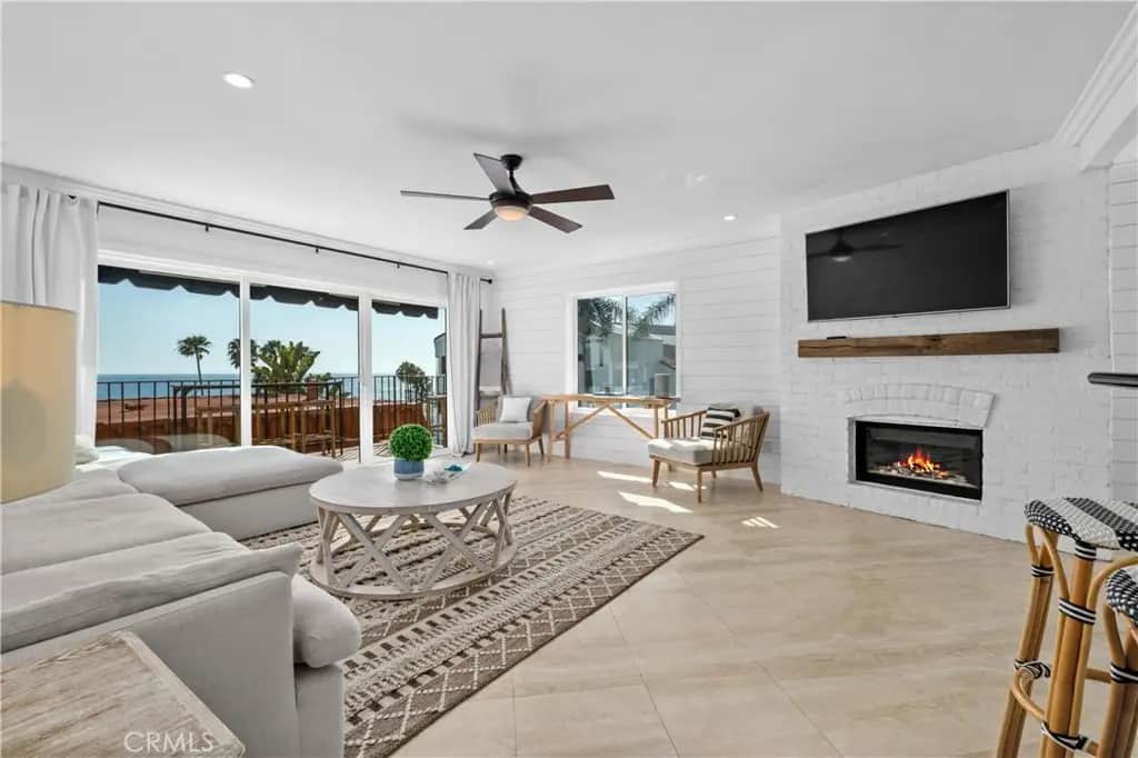 515 Monterey R4, San Clemente, CA — listing photo 1