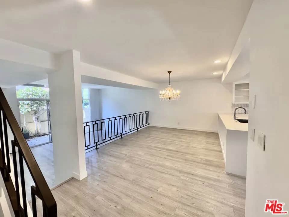 5346 Fairview Boulevard, Los Angeles, CA — listing photo 1