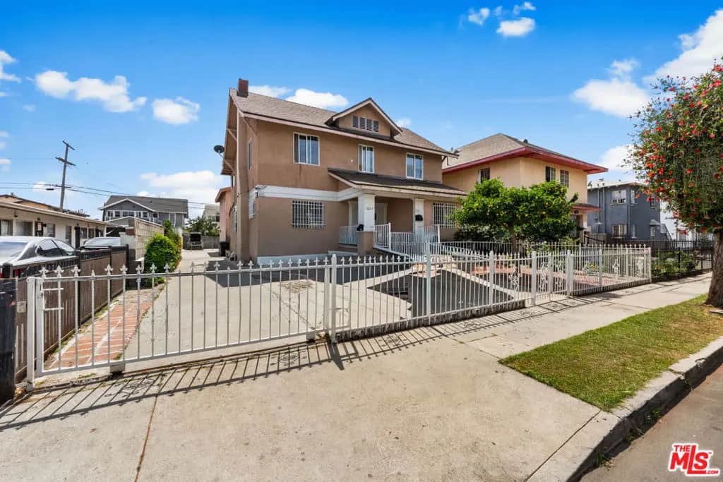 602 W 40th Place, Los Angeles, CA — listing photo 1