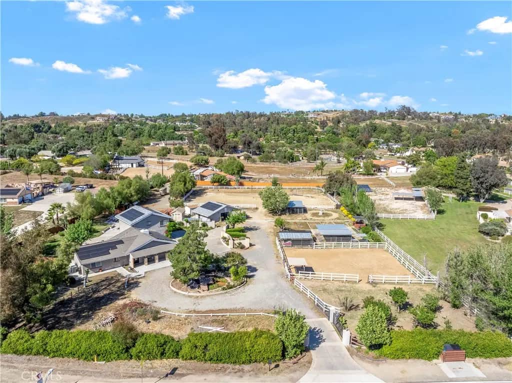 29420 Ynez Road, Temecula, CA — listing photo 1