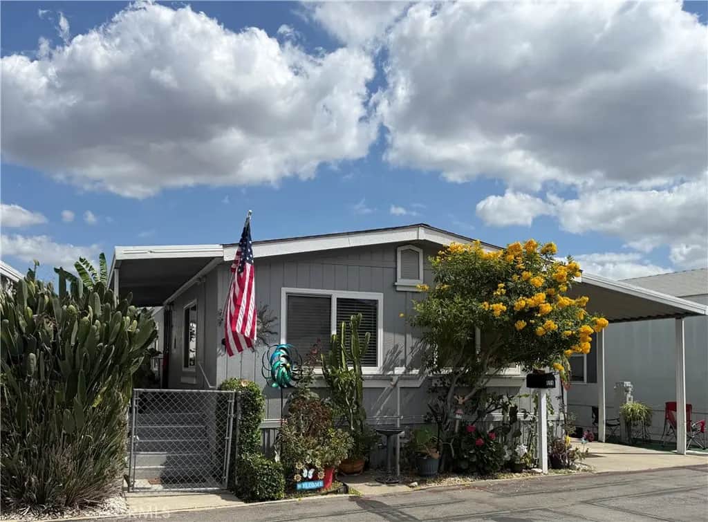 19850 E Arrow Hwy, Covina, CA — listing photo 1