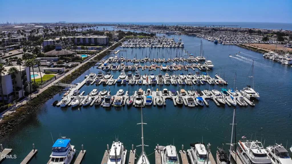 3101 Peninsula Road 121, Oxnard, CA — listing photo 1