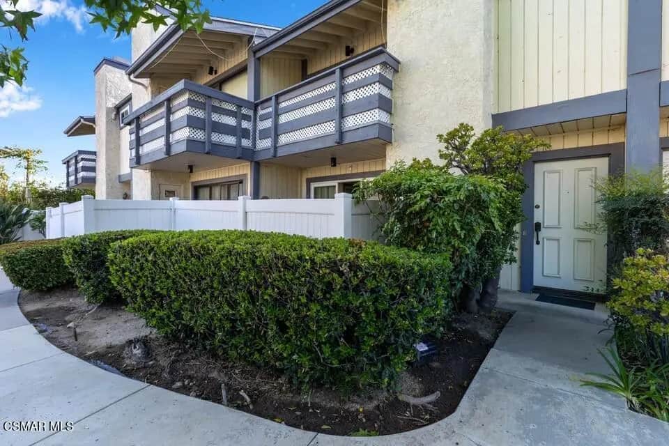 2831 Tapo Street, Simi Valley, CA — listing photo 1