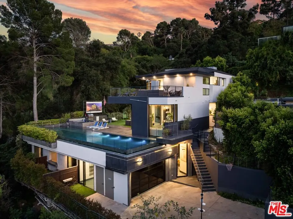 3712 Broadlawn Drive, Los Angeles, CA — listing photo 1