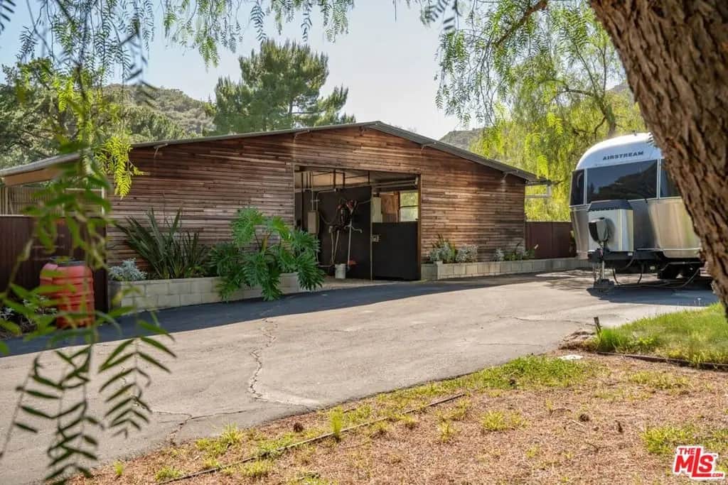 14677 Yerba Buena Road, Malibu, CA — listing photo 1