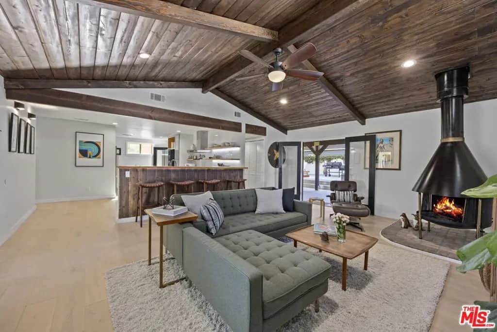 251 N Encinal Avenue, Ojai, CA — listing photo 1