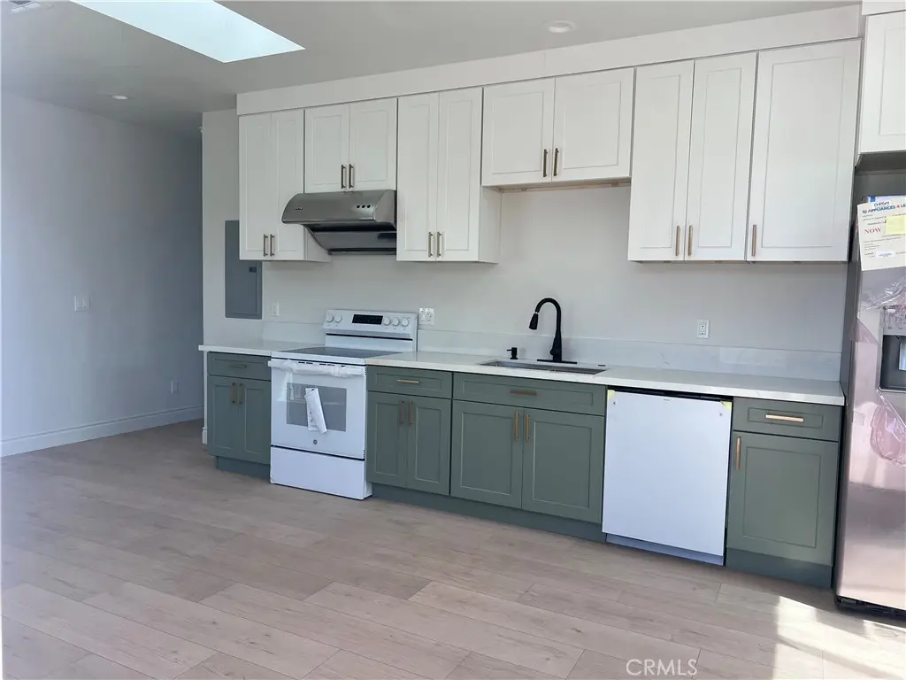 1642 W 215th, Torrance, CA — listing photo 1