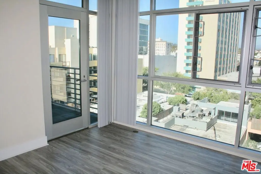 1241 5TH Street 305, Santa Monica, CA — listing photo 1