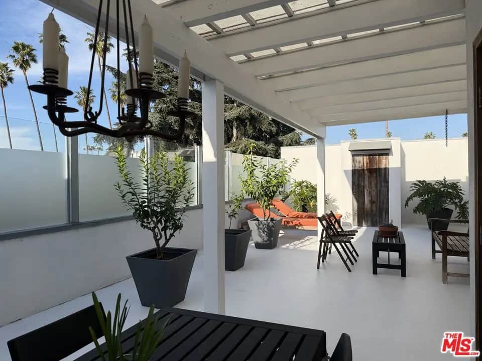 924 5th Street 10, Santa Monica, CA — listing photo 1