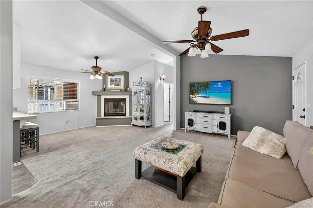 123 Madrid, Tustin, CA — listing photo 1