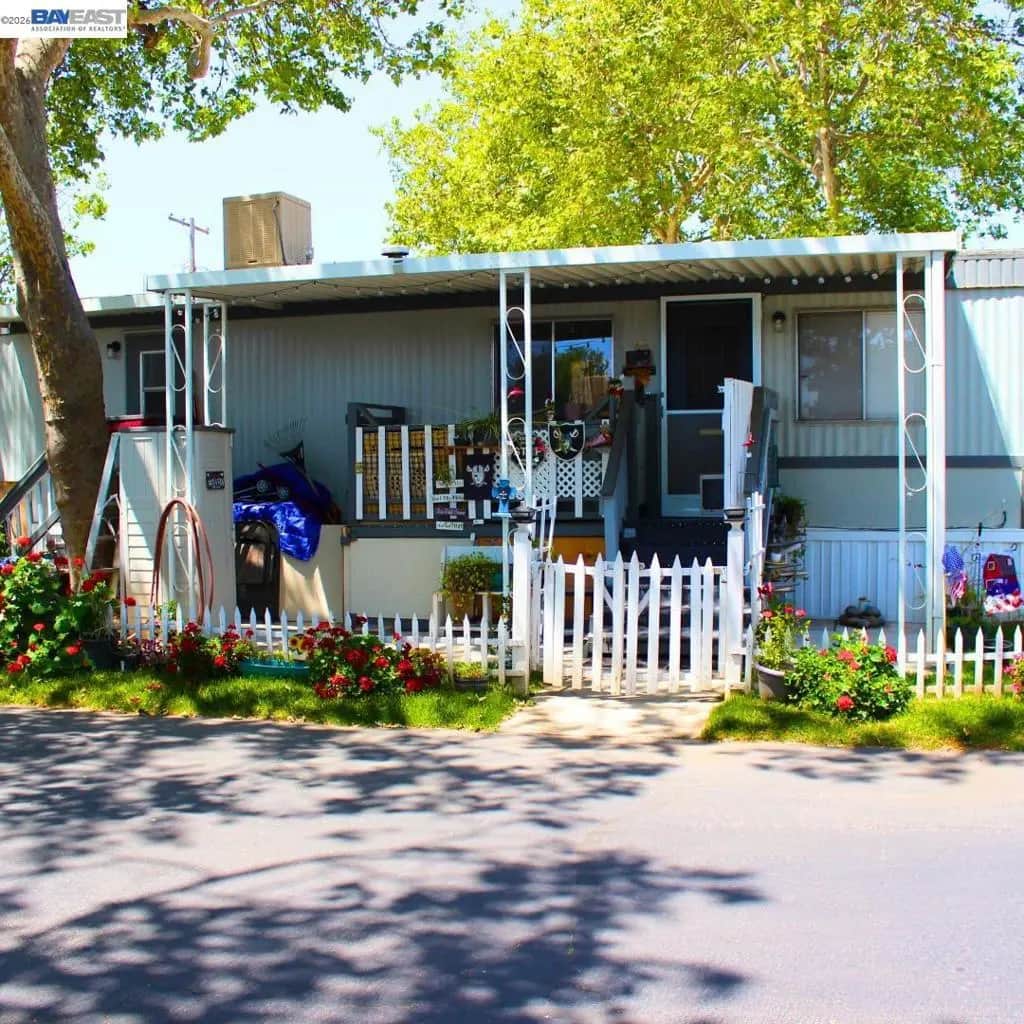 621 E Lockeford St. #30, Lodi, CA — listing photo 1