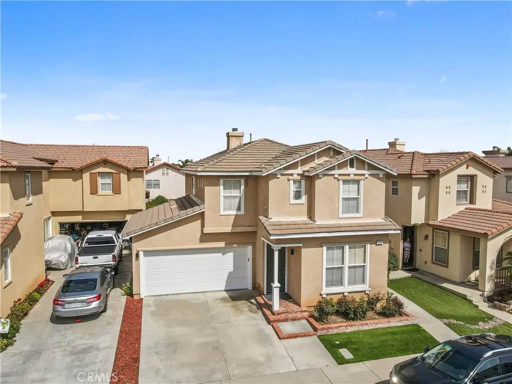 255 Roxanne Lane, Corona, CA — listing photo 1