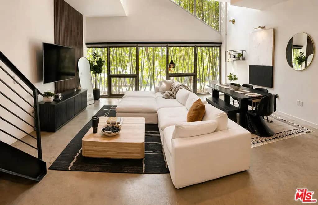 803 Wilcox Avenue 2, Los Angeles, CA — listing photo 1
