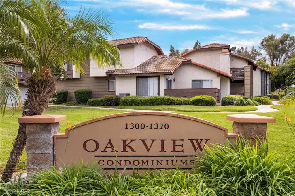 1336 Brentwood, Corona, CA — listing photo 1