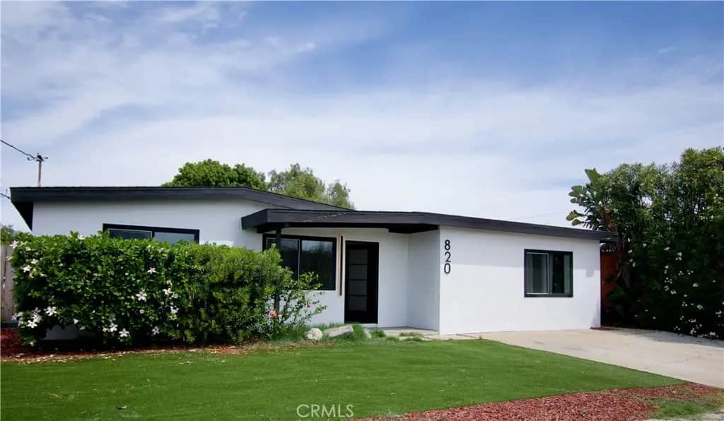 820 Iris, Imperial Beach, CA — listing photo 1