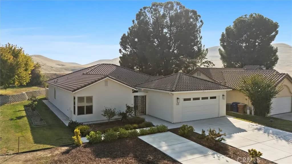 16120 Match Pointe Court, Bakersfield, CA — listing photo 1