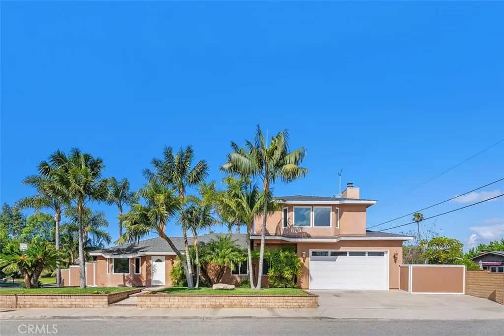 2199 National, Costa Mesa, CA — listing photo 1