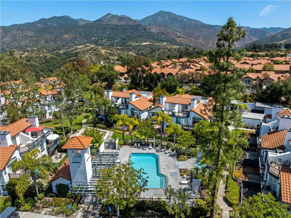 46 Dianthus, Rancho Santa Margarita, CA — listing photo 1
