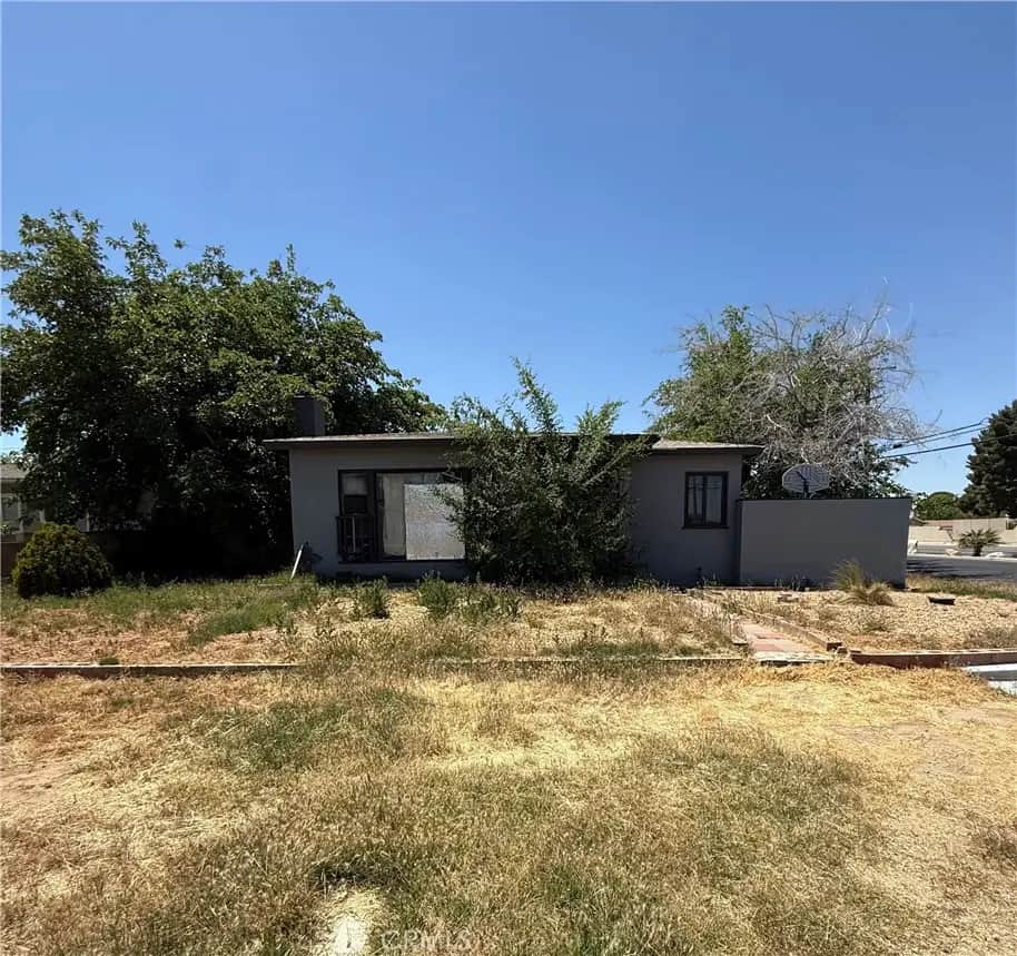 44353 Kirkland, Lancaster, CA — listing photo 1