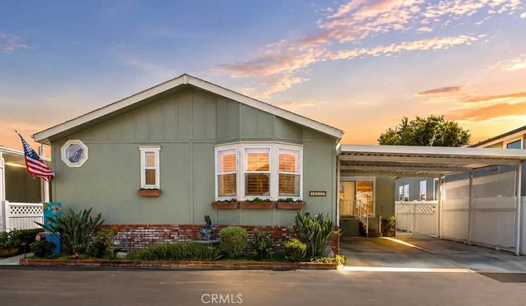 4252 Lahaina Drive, Huntington Beach, CA — listing photo 1