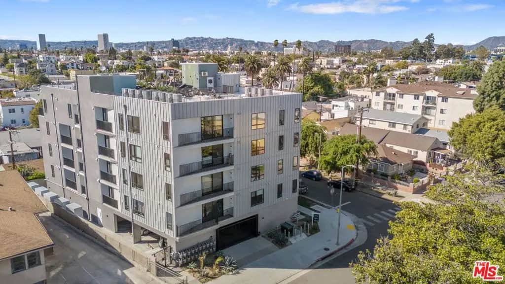 4506 Dockweiler Street 301, Los Angeles, CA — listing photo 1