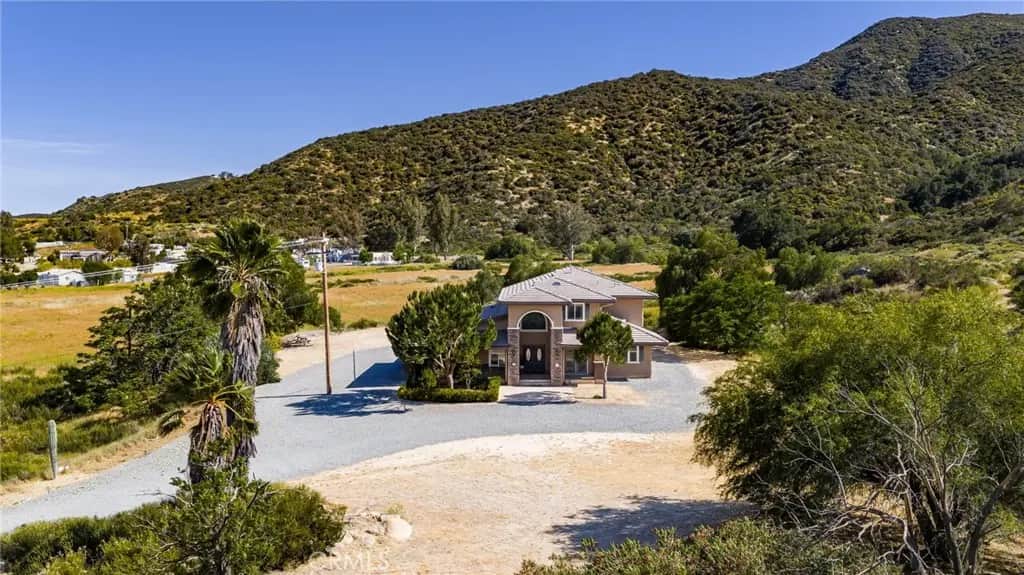 19993 Grand, Lake Elsinore, CA — listing photo 1