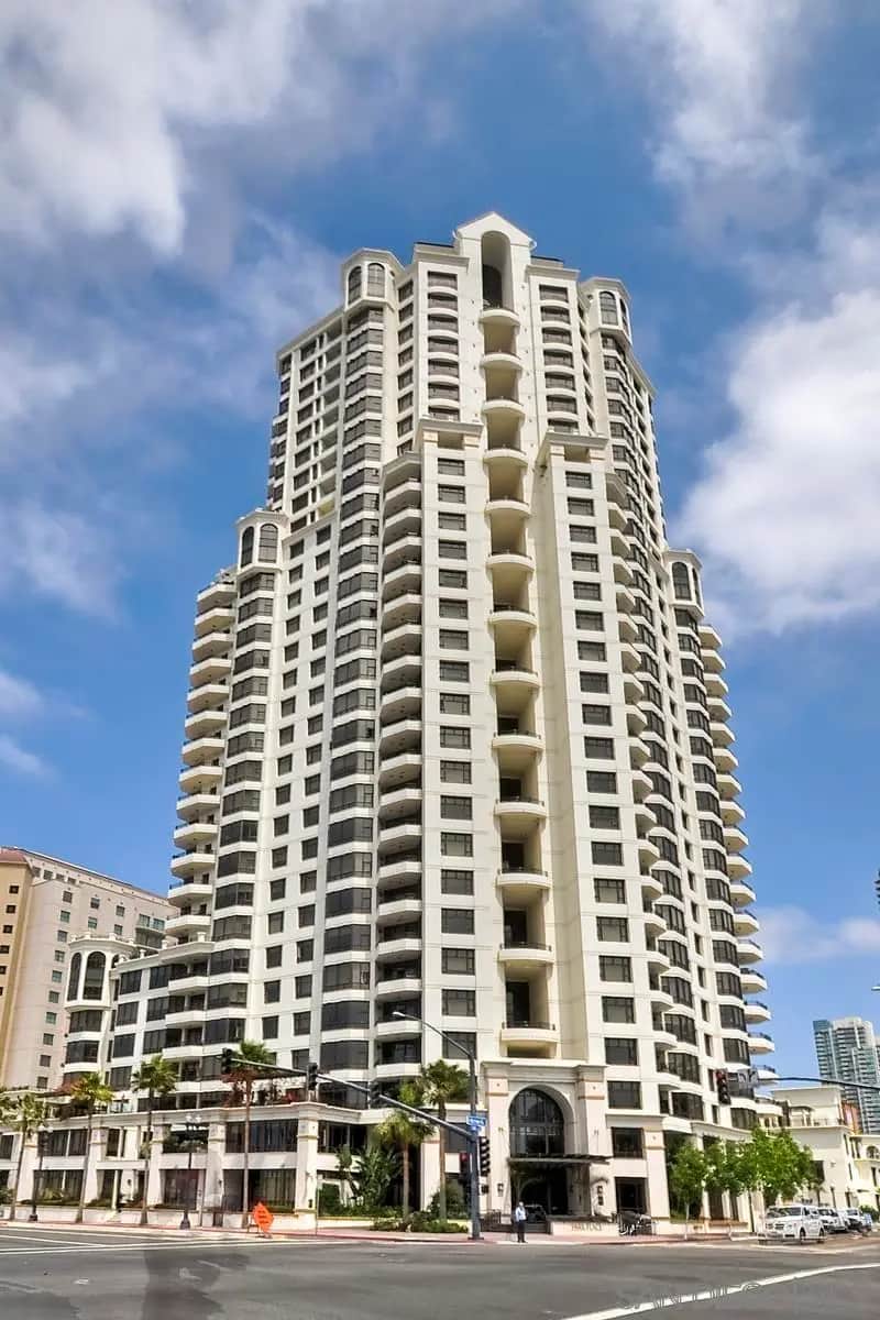 700 W Harbor Dr 2503, San Diego, CA — listing photo 1