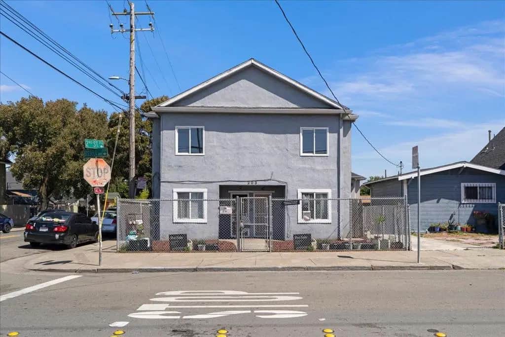 203 Bissell Avenue, Richmond, CA — listing photo 1