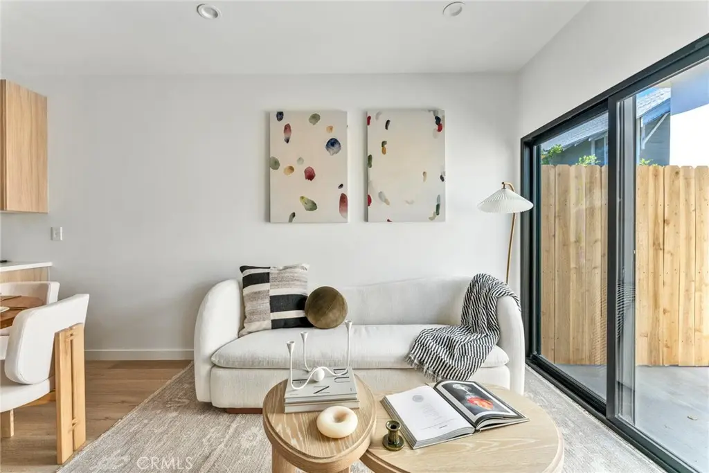 1604 1/2 N Kingsley, Los Angeles, CA — listing photo 1