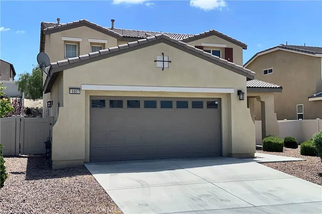 16807 Desert Lily, Victorville, CA — listing photo 1