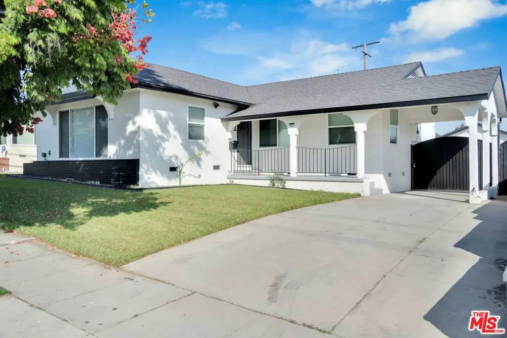 6116 S La Cienega Boulevard, Los Angeles, CA — listing photo 1