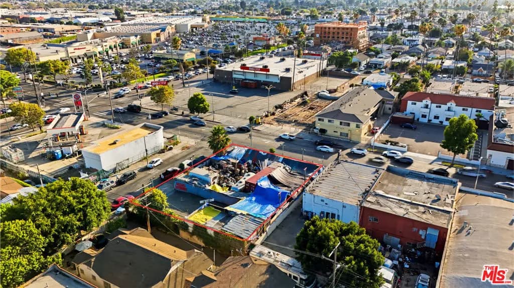 5718 S Western Avenue, Los Angeles, CA — listing photo 1