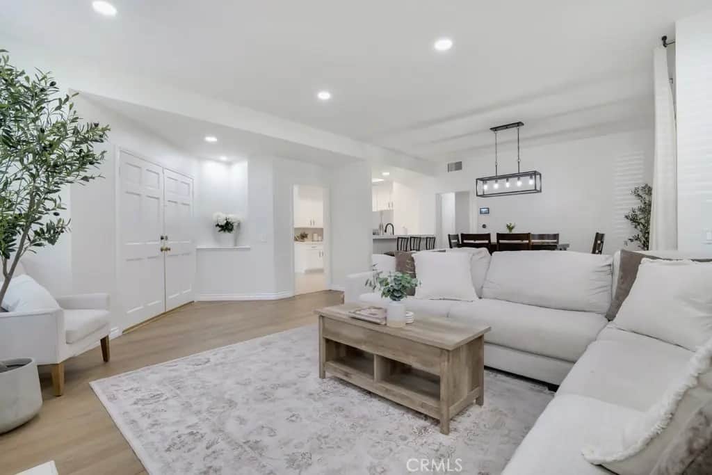 272 Fieldstone Way A, Simi Valley, CA — listing photo 1