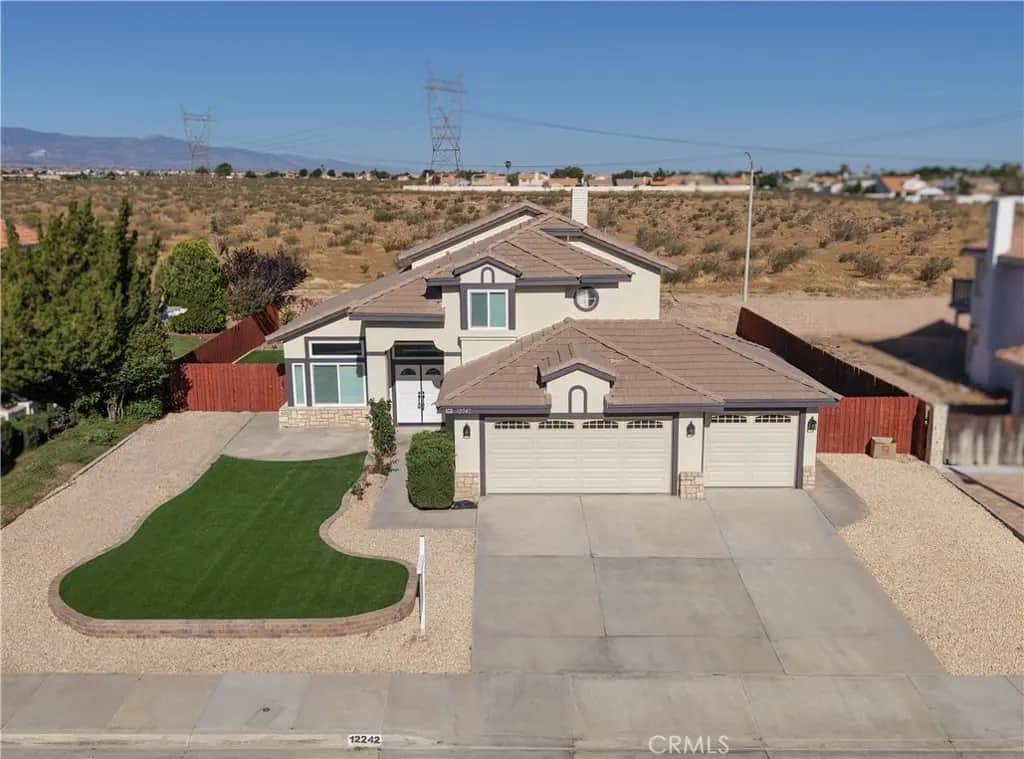 12242 San Ysidro St, Victorville, CA — listing photo 1