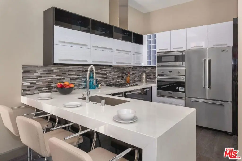 1217 HORN Avenue 104, West Hollywood, CA — listing photo 1
