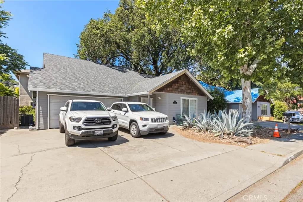 1020 W 4th, Chico, CA — listing photo 1