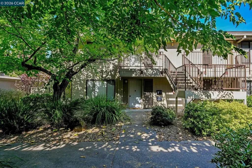 1225 Singingwood Ct 1, Walnut Creek, CA — listing photo 1