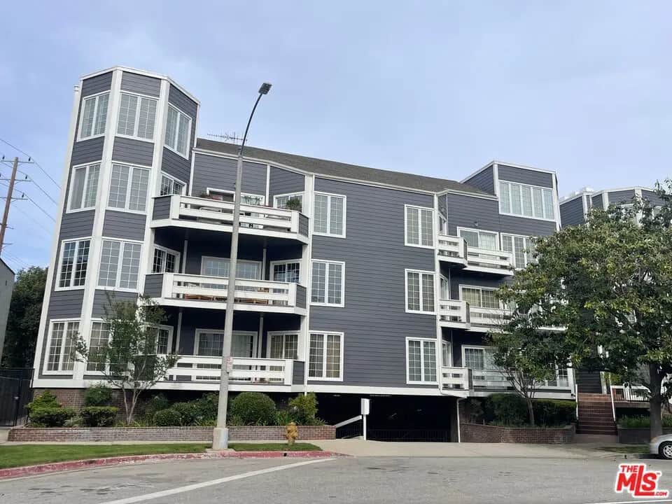 1840 Veteran Avenue 106, Los Angeles, CA — listing photo 1