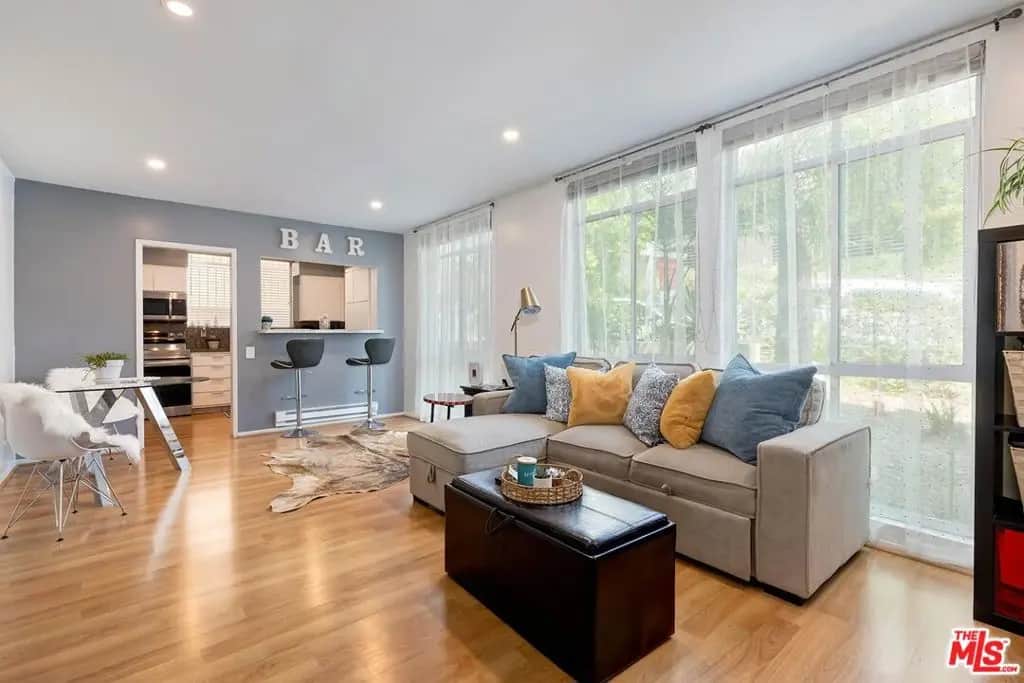 7270 Hillside Avenue 102, Los Angeles, CA — listing photo 1