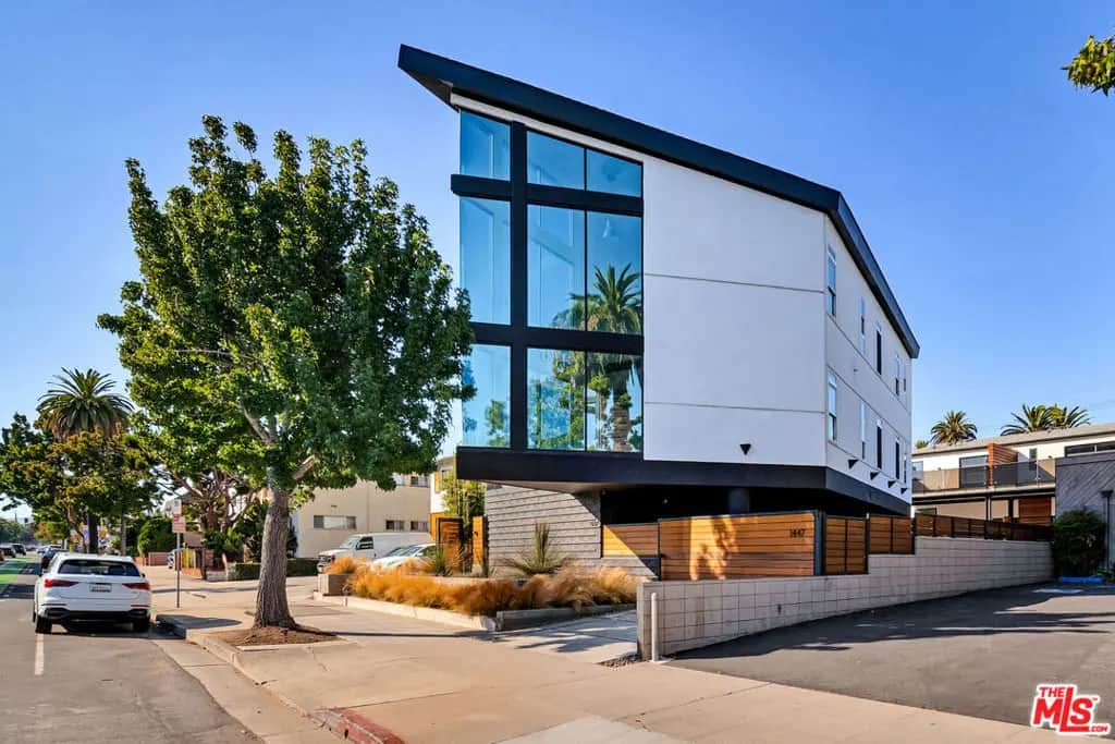 1447 11th Street, Santa Monica, CA — listing photo 1