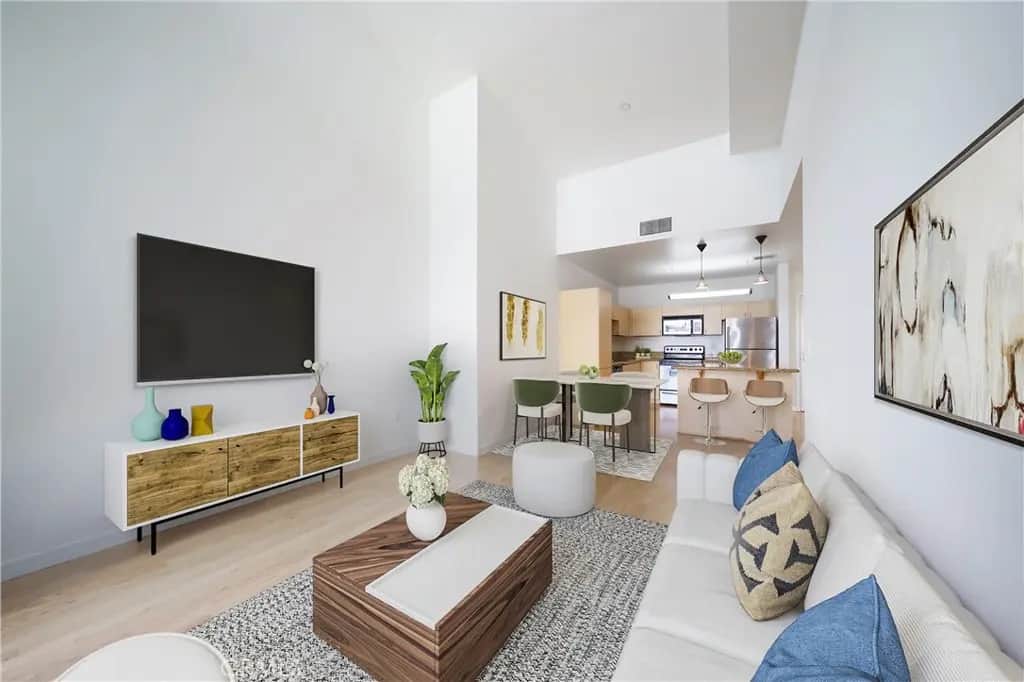 630 W 6th 616, Los Angeles, CA — listing photo 1