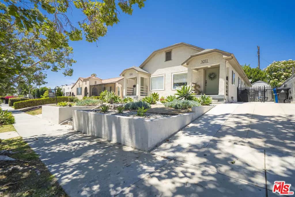 1011 S Plymouth Boulevard, Los Angeles, CA — listing photo 1